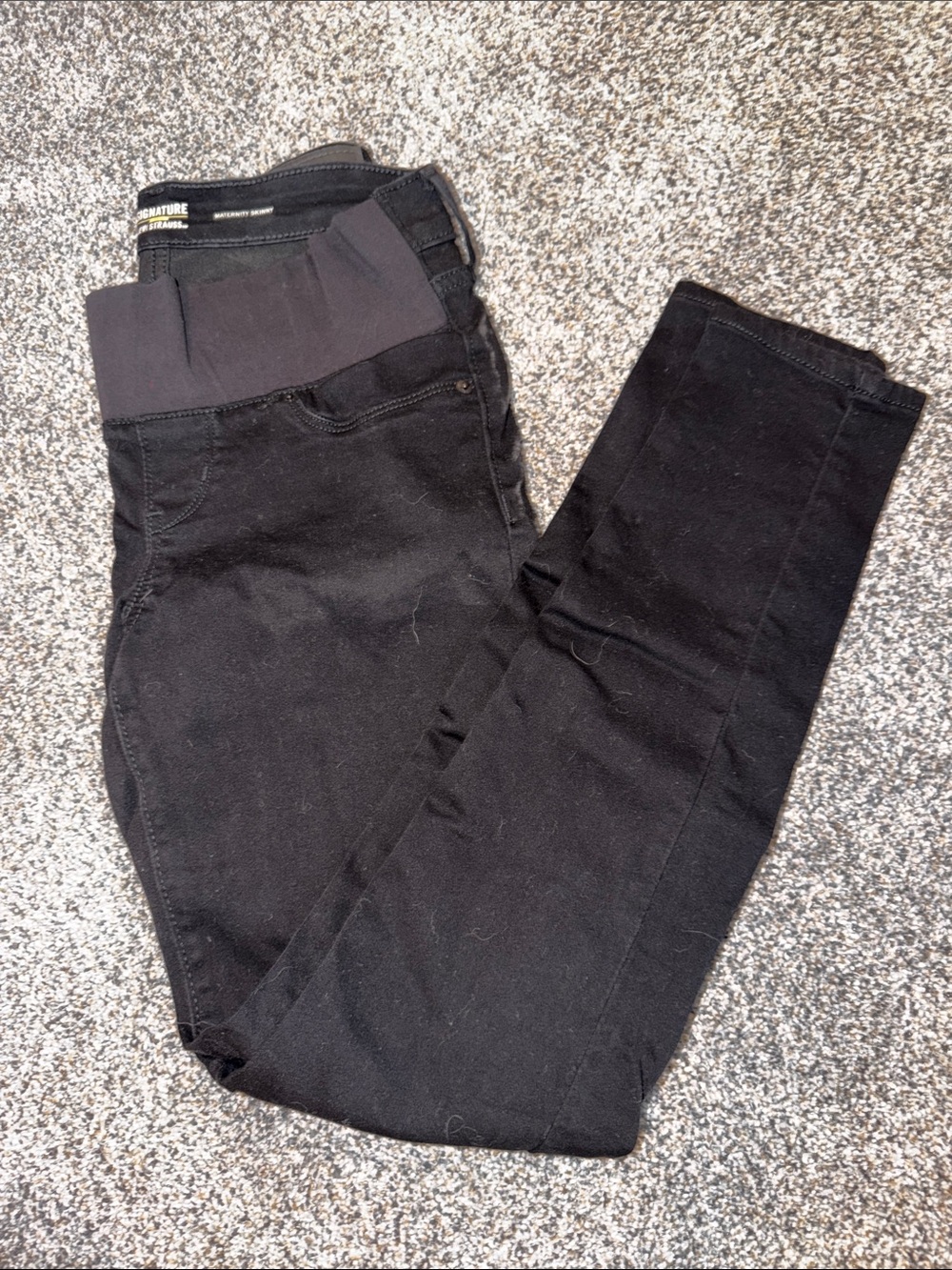 Maternity Signature by Levi Strauss Black Skinny Jeans